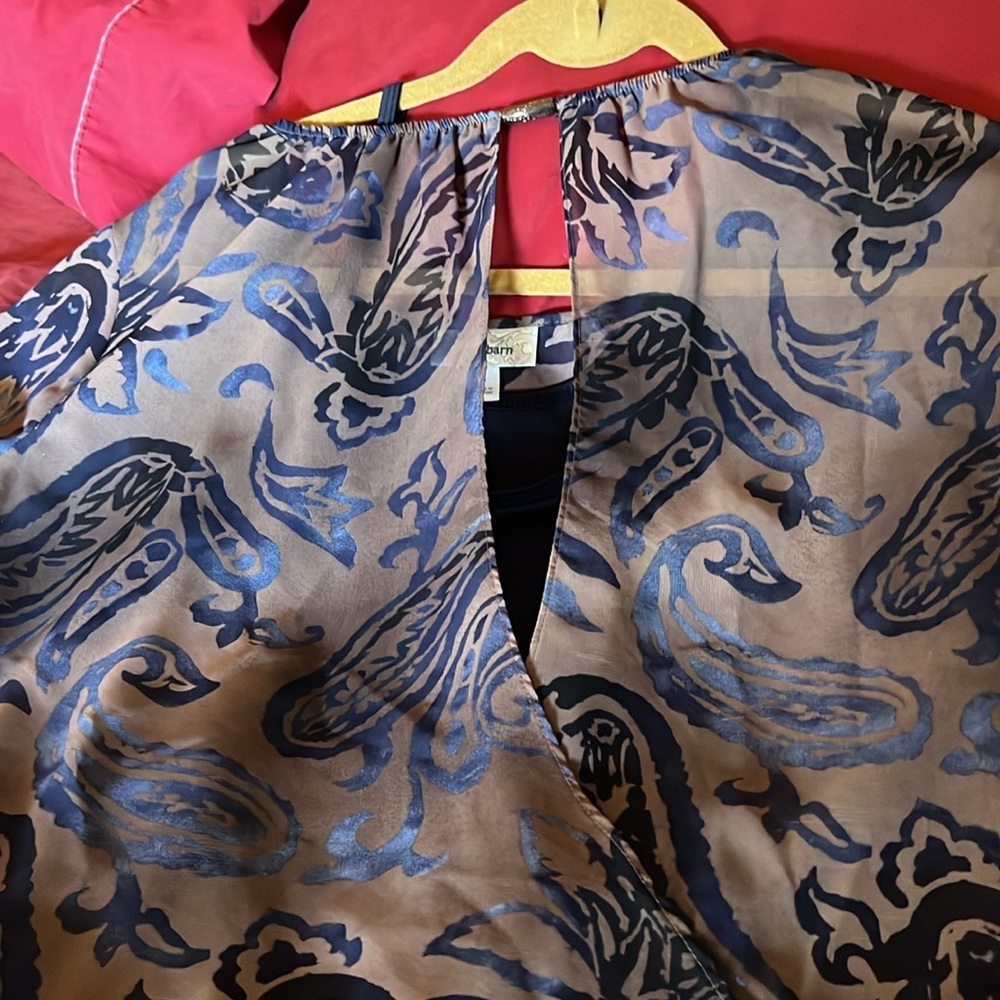 Dressbarn Navy and Brown Paisley Top